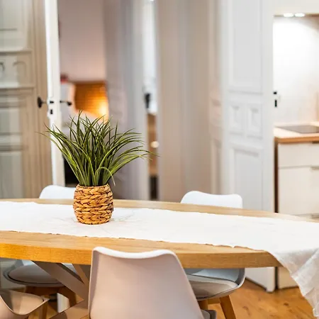 Apartament Le Cathe Loft - Climatise - Proche Cathedrale Montauban